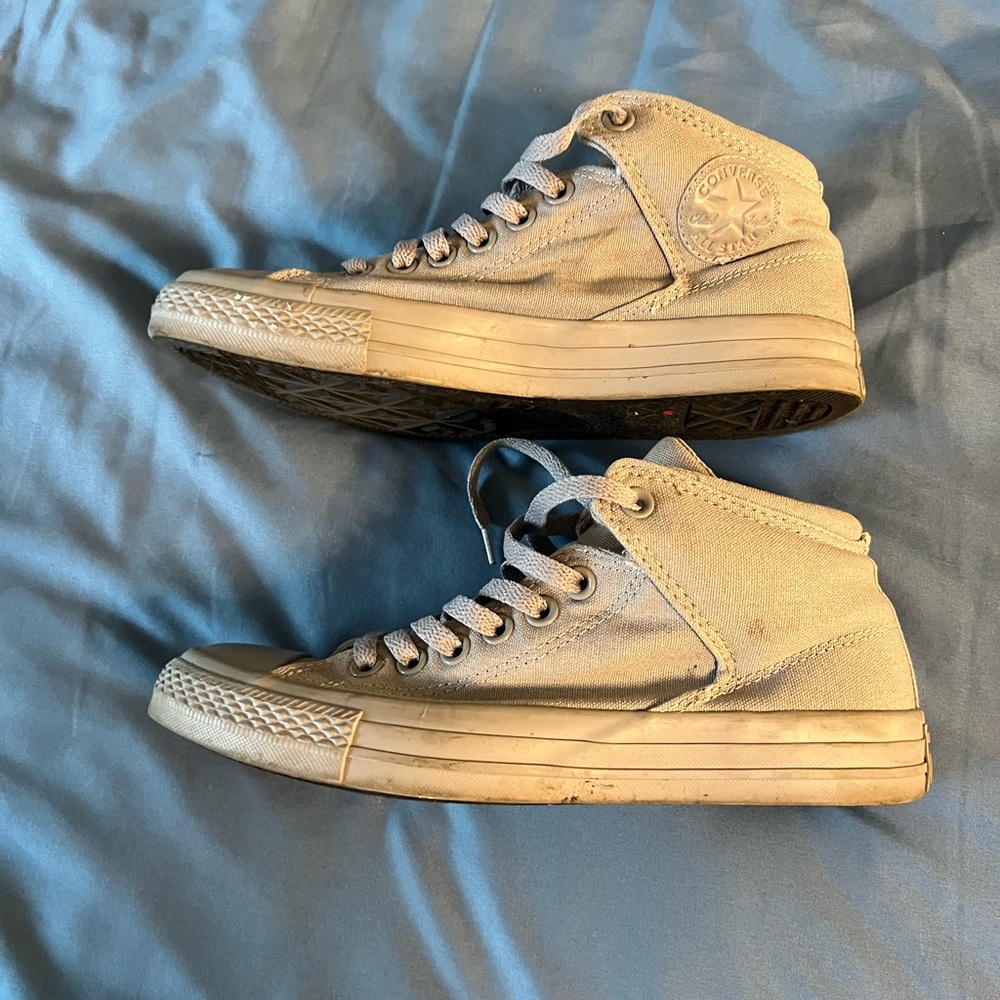Converse High-Top Sneakers in Light Brown